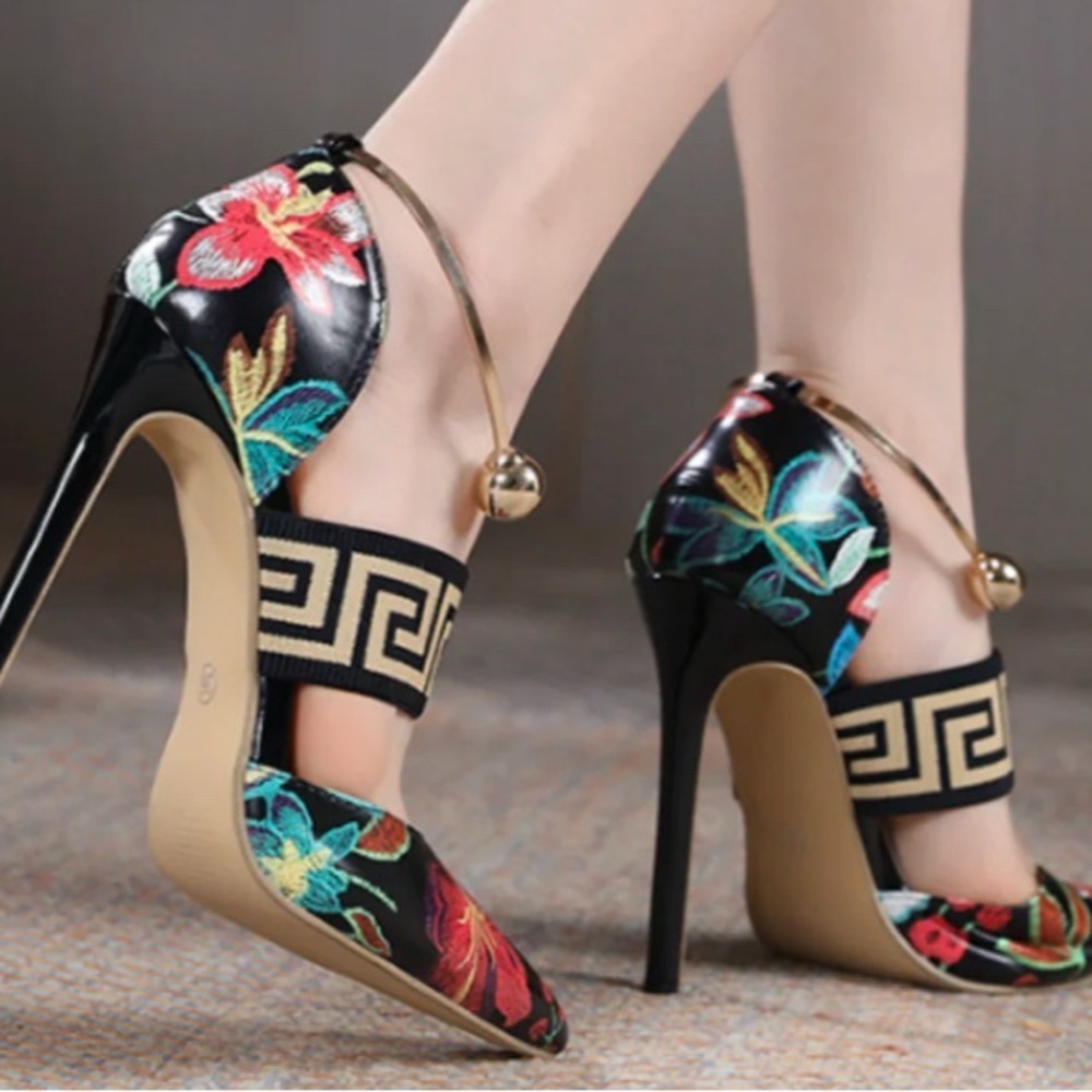 Black and Red High Heeled Sandals with Stiletto Design and Geometric Pat…
